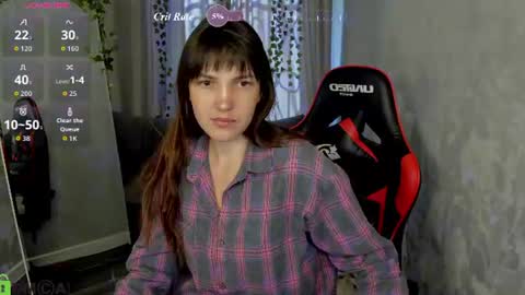 Snapshot of emilia_cross chatting on July 2026 01:21:01 AM Emilia online show from July 2026 01:21:01 AM