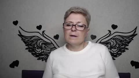 Snapshot of emiliagree chatting on March 2026 06:33:01 PM EmiliaGree online show from March 2026 06:33:01 PM