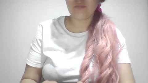 emiliahoney online show from January 2026 07:17:02 PM