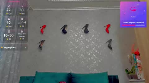 Emiliana online show from October 2025 11:51:02 AM