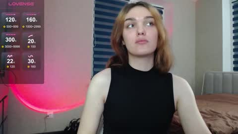 Emi online show from November 2025 08:53:01 PM