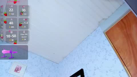 Emilie James online show from February 2025 06:32:02 PM