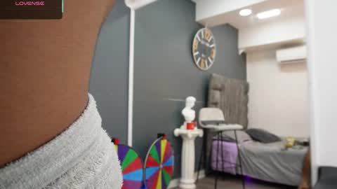 Emilio online show from April 2026 11:04:02 AM