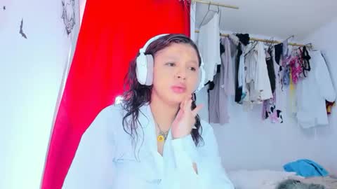 emily online show from December 2025 02:00:02 PM