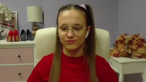 Emilly online show from December 2024 10:50:02 AM