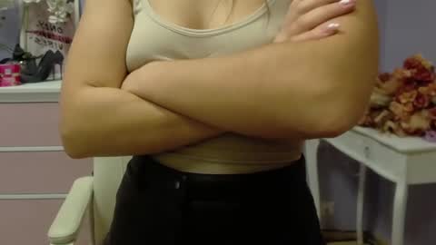 Emilly online show from January 2025 01:51:01 PM