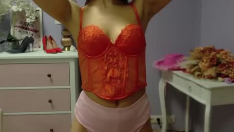 Emilly online show from January 2025 10:48:02 AM