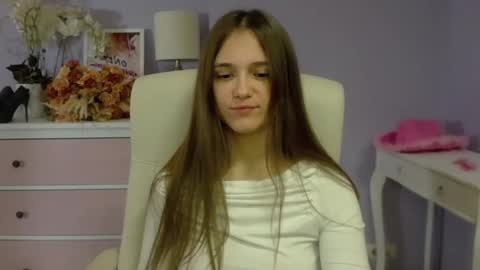 Emilly online show from February 2025 08:07:02 AM