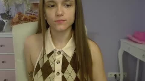 Emilly online show from March 2025 10:59:02 AM