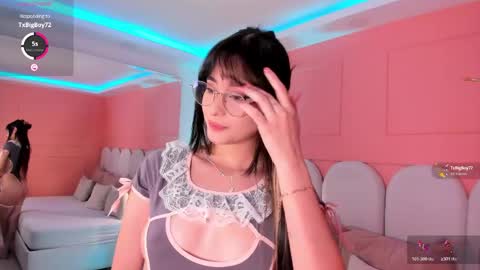 Snapshot of emilly_williamss chatting on May 2026 05:31:02 PM Emilly online show from May 2026 05:31:02 PM