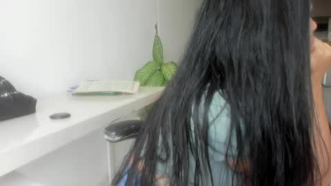 Snapshot of emillybrowm chatting on May 2026 03:08:01 PM Emilly online show from May 2026 03:08:01 PM