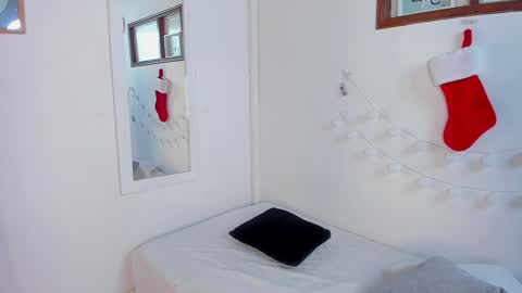 .  . online show from December 2024 04:36:02 AM