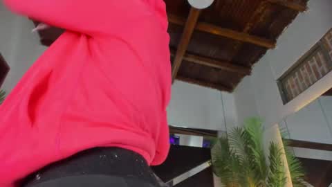 Emily  online show from November 2025 10:52:02 AM