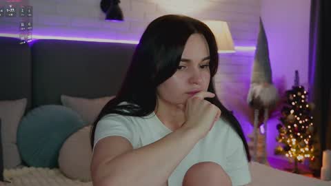 Emily   Cute online show from December 2024 06:29:01 PM