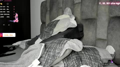 Emily online show from April 2026 10:49:02 AM