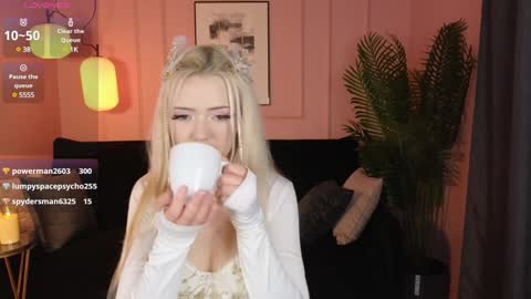 Emily online show from December 2024 07:45:01 PM