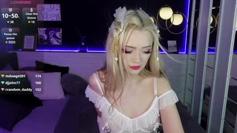 Emily online show from January 2025 03:09:02 AM