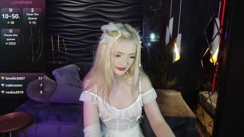 Emily online show from February 2025 02:22:02 AM