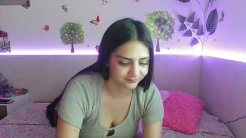 emily_cooper_t online show from December 2025 02:10:02 AM