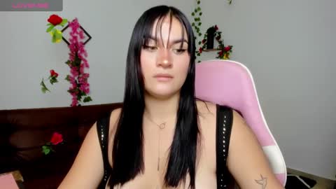 Emily  online show from February 2025 03:27:01 PM