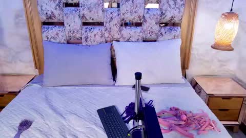 Snapshot of emily_dempsey chatting on May 2026 07:34:01 PM emily_dempsey online show from May 2026 07:34:01 PM