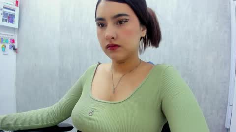 Snapshot of emily_fox_3 chatting on May 2026 12:57:01 PM emily fox 3 online show from May 2026 12:57:01 PM