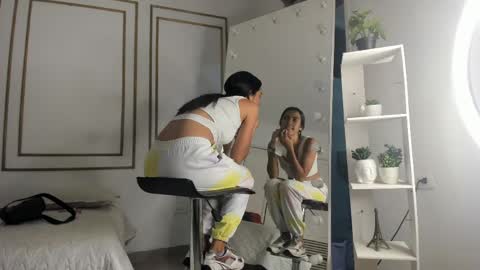 emily_gaviria1 online show from April 2026 12:10:01 PM