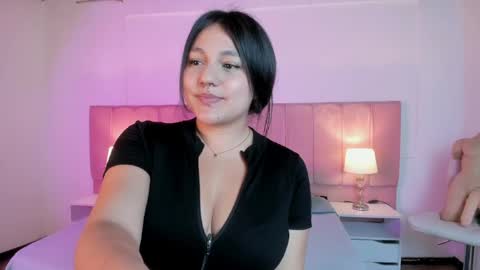Emily online show from April 2026 06:43:01 PM