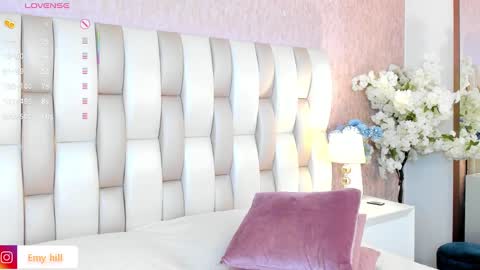 EMILY   Monday 5-2 am From Tuesday to Friday5-1 am Colombia time online show from February 2025 04:21:01 AM