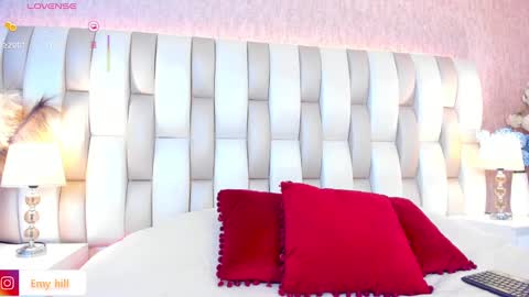 EMILY   Monday 5-2 am From Tuesday to Friday5-1 am Colombia time online show from March 2025 03:40:01 AM