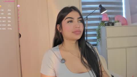 EmilyKenner  Independent model  online show from October 2025 11:31:02 AM