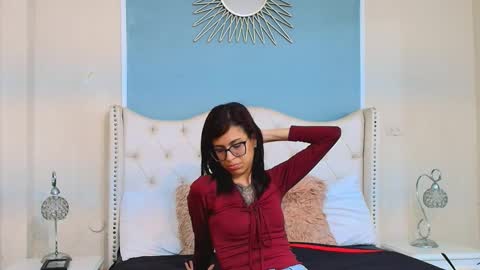 Emily online show from November 2025 11:05:02 PM