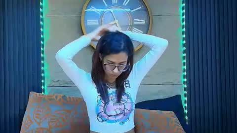 Snapshot of emily_loperaa chatting on July 2026 10:45:01 PM Emily online show from July 2026 10:45:01 PM