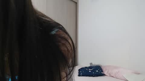 emily_mikelhot online show from January 2026 05:45:01 AM