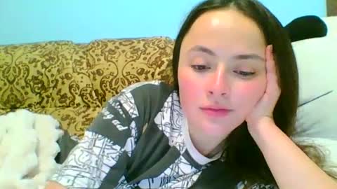Snapshot of emily_morning_dew chatting on December 2024 08:36:01 PM emily_morning_dew online show from December 2024 08:36:01 PM