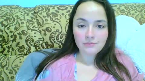 Snapshot of emily_morning_dew chatting on January 2025 07:24:01 PM emily_morning_dew online show from January 2025 07:24:01 PM