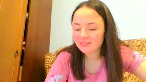 Snapshot of emily_morning_dew chatting on January 2025 01:58:01 PM emily_morning_dew online show from January 2025 01:58:01 PM