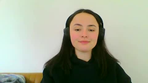Snapshot of emily_morning_dew chatting on January 2025 11:01:02 AM emily_morning_dew online show from January 2025 11:01:02 AM