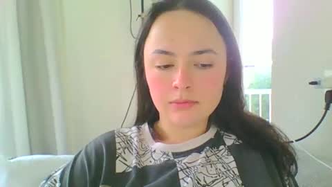 Snapshot of emily_morning_dew chatting on January 2025 07:56:01 AM emily_morning_dew online show from January 2025 07:56:01 AM