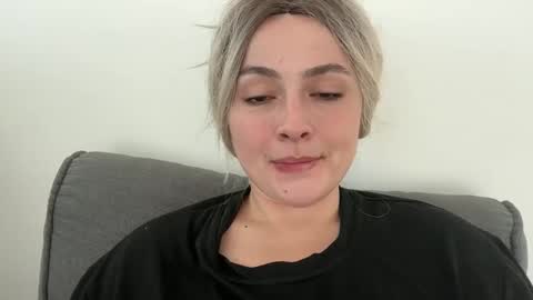 Snapshot of emily_morning_dew chatting on September 2025 05:31:01 AM emily_morning_dew online show from September 2025 05:31:01 AM