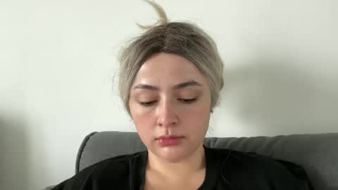 Snapshot of emily_morning_dew chatting on September 2025 07:54:01 AM emily_morning_dew online show from September 2025 07:54:01 AM