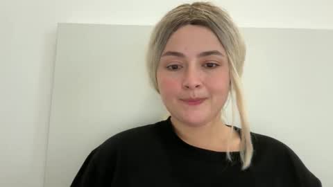 Snapshot of emily_morning_dew chatting on October 2025 11:09:02 AM emily_morning_dew online show from October 2025 11:09:02 AM