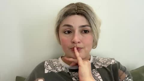 Snapshot of emily_morning_dew chatting on November 2025 11:45:01 AM emily_morning_dew online show from November 2025 11:45:01 AM