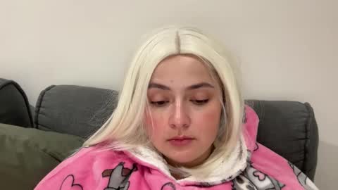 Snapshot of emily_morning_dew chatting on November 2025 10:41:02 PM emily_morning_dew online show from November 2025 10:41:02 PM