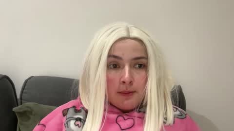 Snapshot of emily_morning_dew chatting on November 2025 03:06:02 PM emily_morning_dew online show from November 2025 03:06:02 PM