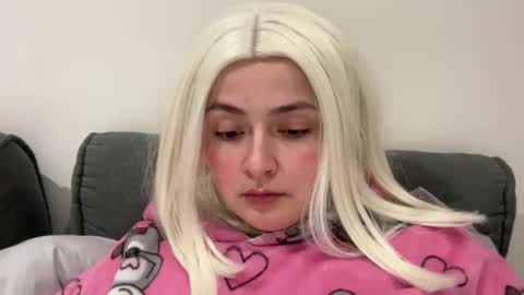 Snapshot of emily_morning_dew chatting on January 2026 08:14:01 PM emily_morning_dew online show from January 2026 08:14:01 PM