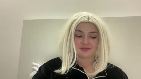 Snapshot of emily_morning_dew chatting on February 2026 04:26:01 PM emily_morning_dew online show from February 2026 04:26:01 PM