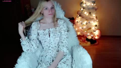 Lia online show from January 2025 12:28:01 AM