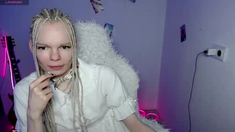 Lia online show from January 2026 05:10:02 AM