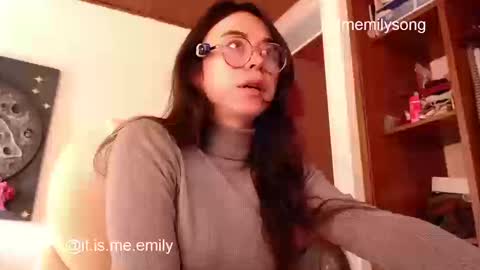 emily_pearl_ online show from March 2026 02:32:01 PM